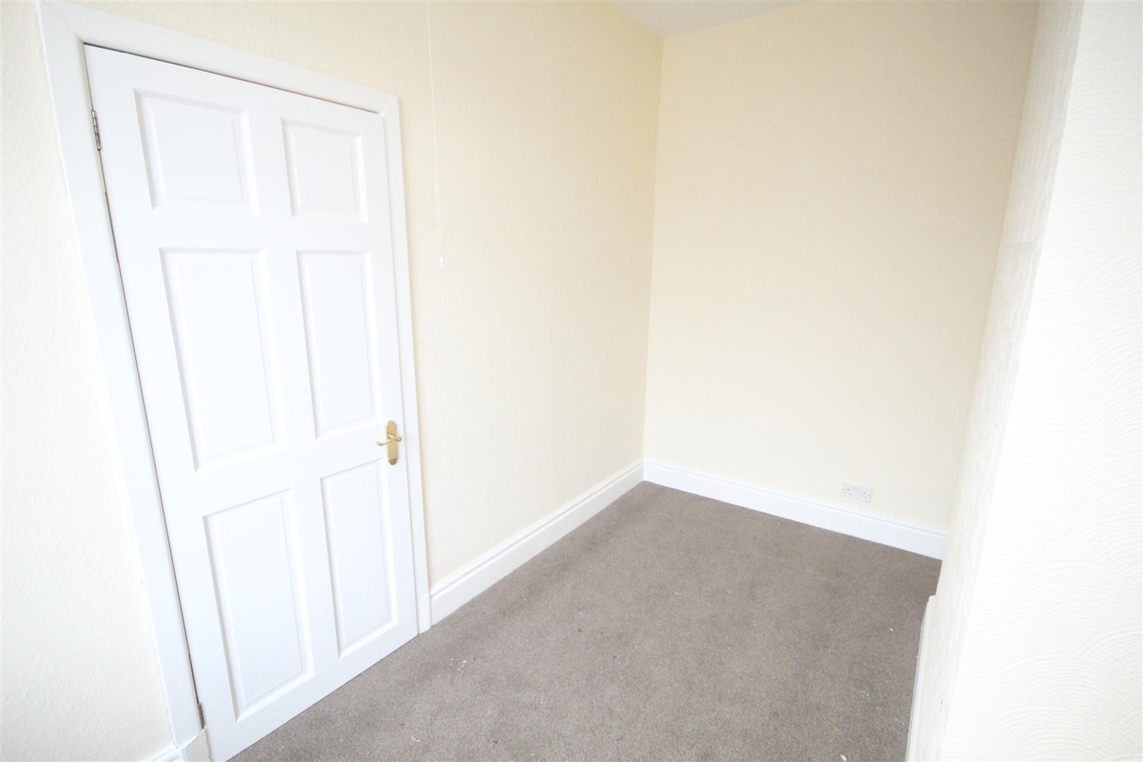 3 bedroom mid terrace house To Let in Barnoldswick - 2016-03-15 10.18.32.jpg